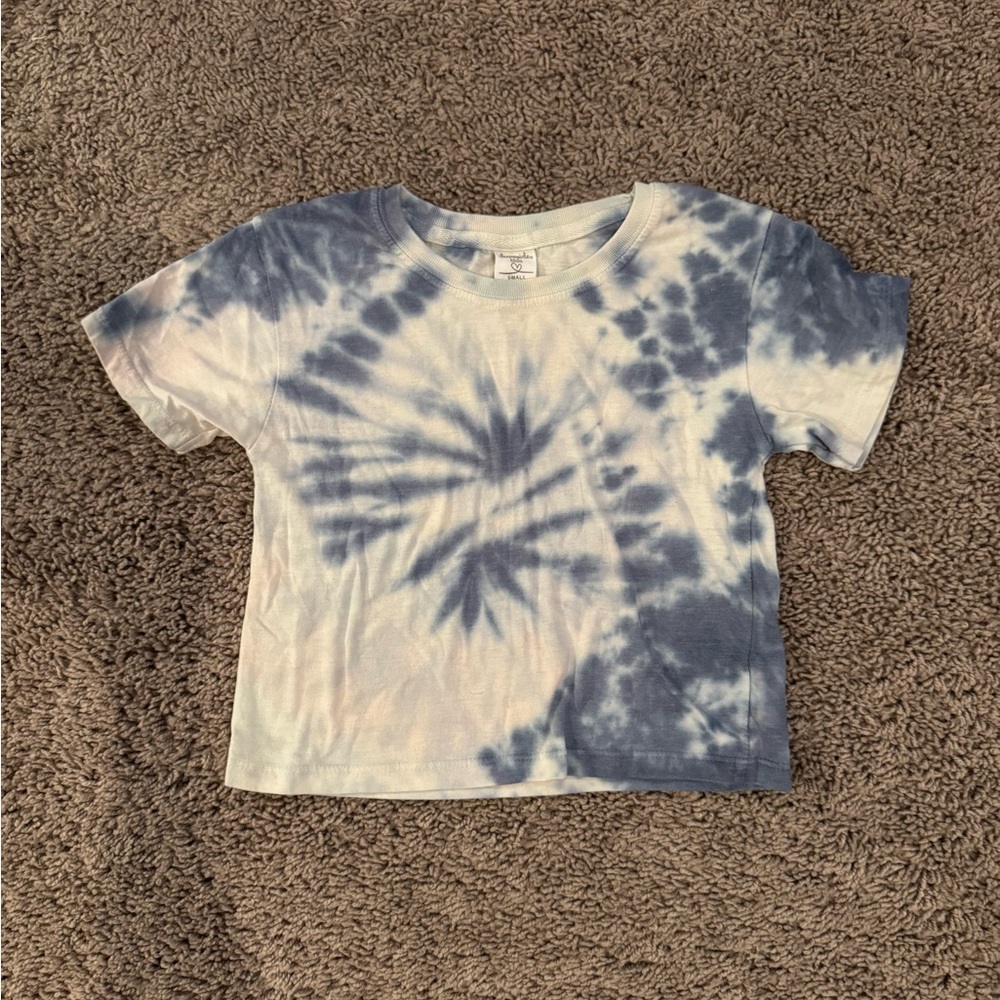 Blue and White Tie-Dye Short Sleeve Tee